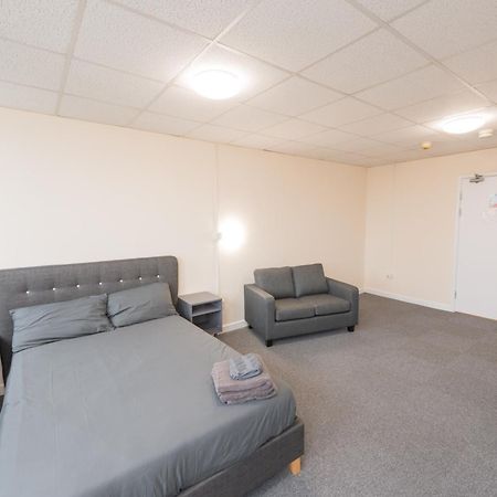 Superior En-Suite Apartment 6 พลีมัธ ภายนอก รูปภาพ